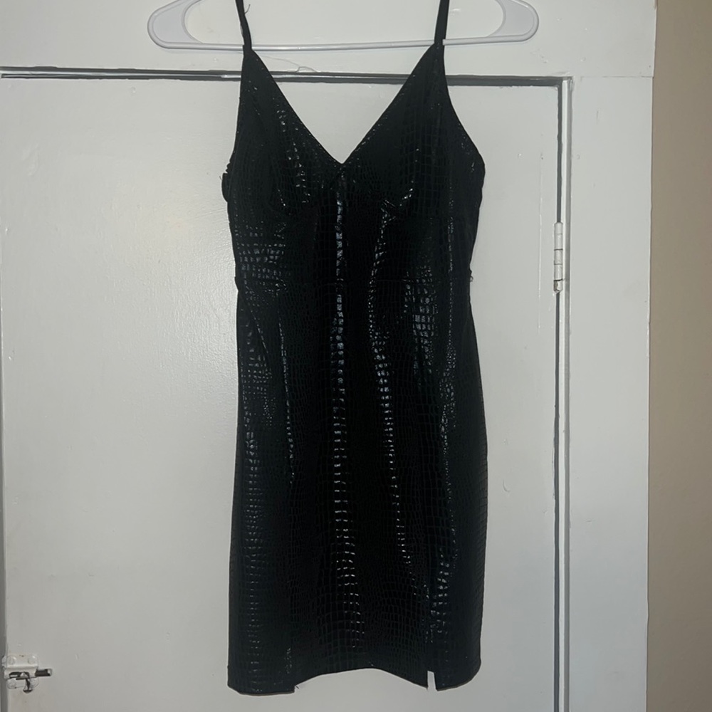 Brand new women’s fitted dress